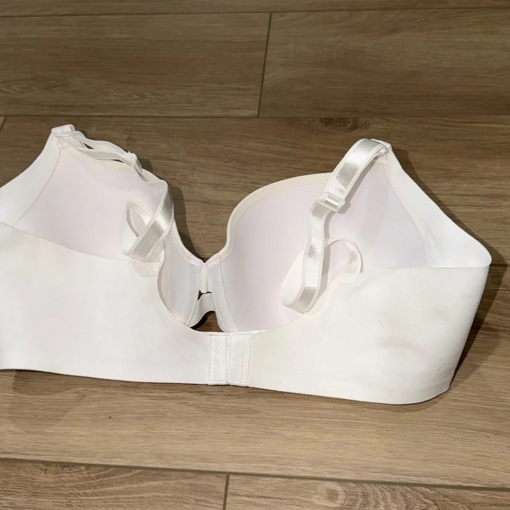 Warner’s Elegant White Women's Bra size 38C - Picture 5 of 5